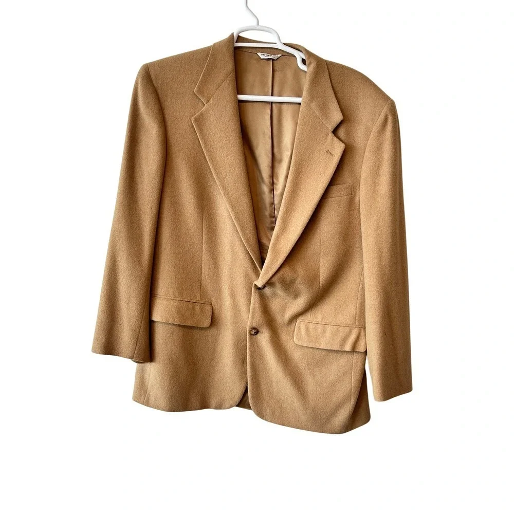 Vintage Roundtree Yorke Camel Hair Blazer Mens Made in USA 2 Button Sport Coat
